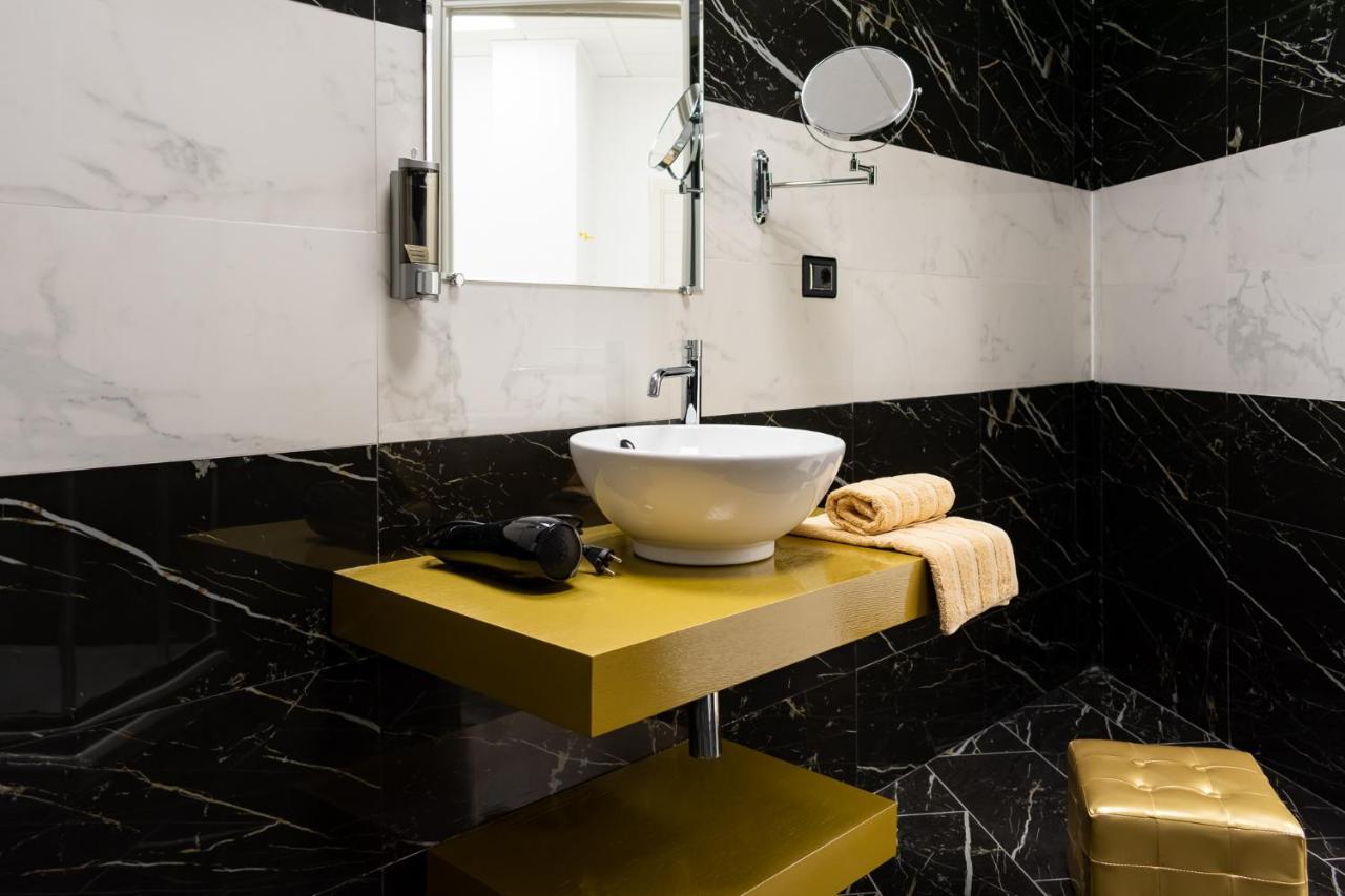 Royal Central Room Bolonya Dış mekan fotoğraf